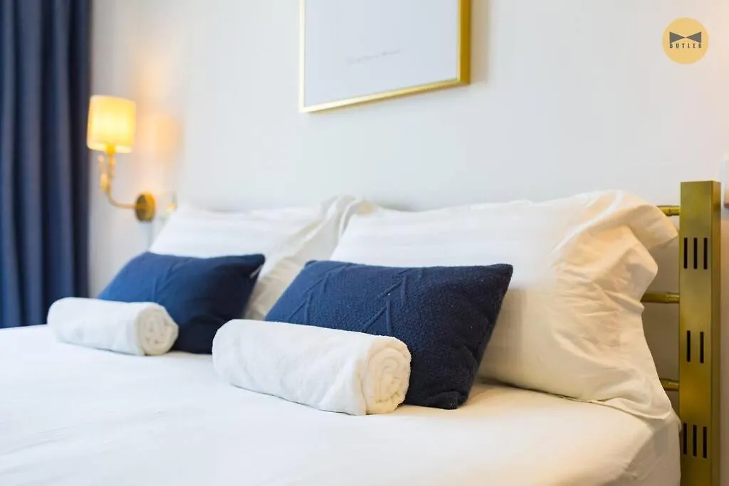 Navy Studio At Tropicana 218 At Central Location & Food Hunt Friendly George Town Malezya